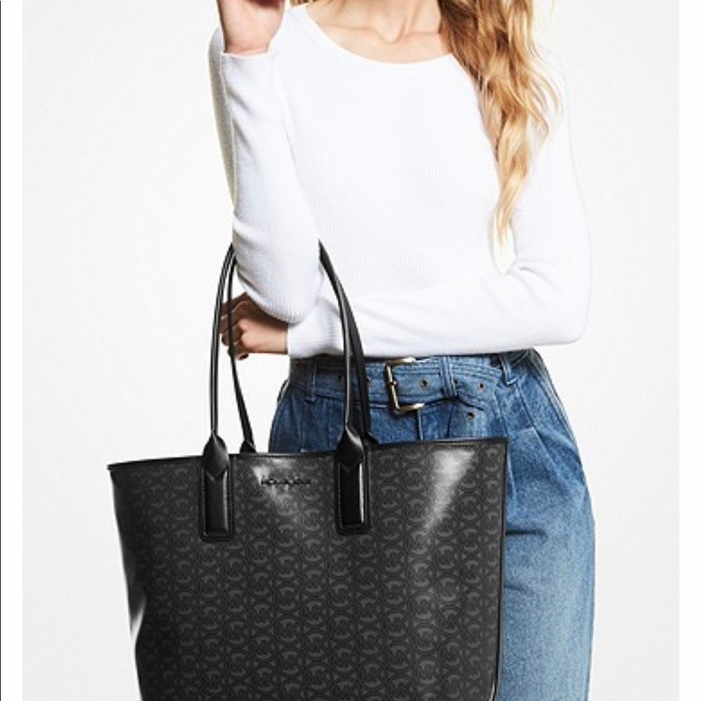 Michael kors tote purse​​ Large Purse All Black​​​​​​​ - Picture 4 of 4